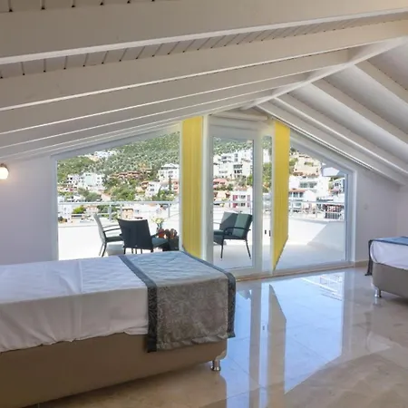 5 Bedroom Right Next To The 5978 * Kalkan