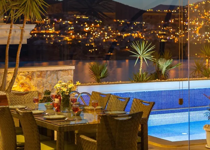 5 Bedroom Right Next To The Kalkan